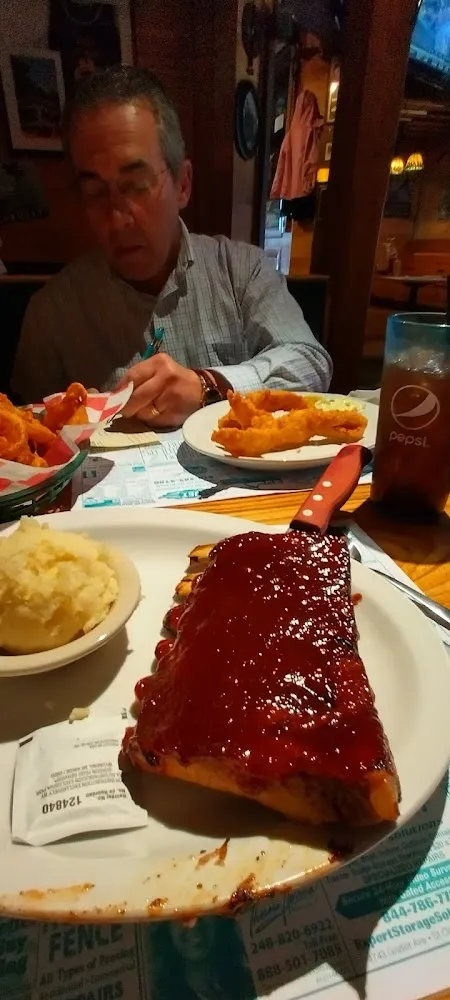 Ribs and Mashed Potatoes